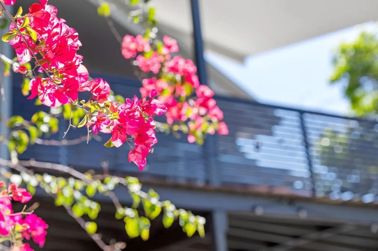 1 Horizon Terraces Beautifully Styled Duplex Perfect Beach Vibes Sunshine Beach 0*,
