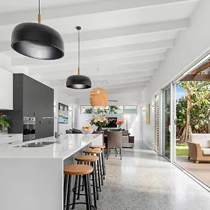 Elanda St Luxurious Beachside Living Sunshine Beach